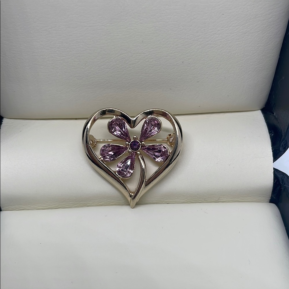 Vintage Monet Jewelry Gold Tone Heart Brooch with Purple Gem Daisy Flower